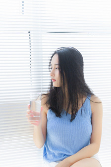 哺乳电影